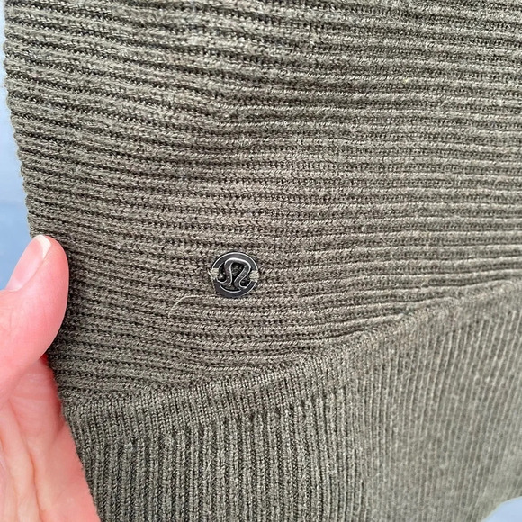 Lululemon Sundown Sweater Wrap, Size 4/6 - Picture 13 of 13